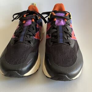 New Balance Womens Dynasoft Nitrel V4 Trail Running Shoe Black 7 M
